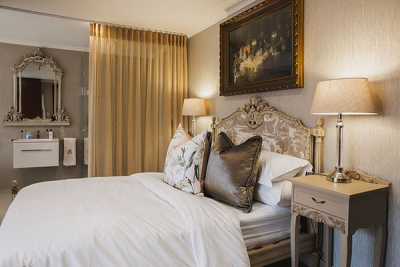 Gypsum Rose - Standard Luxury Suite